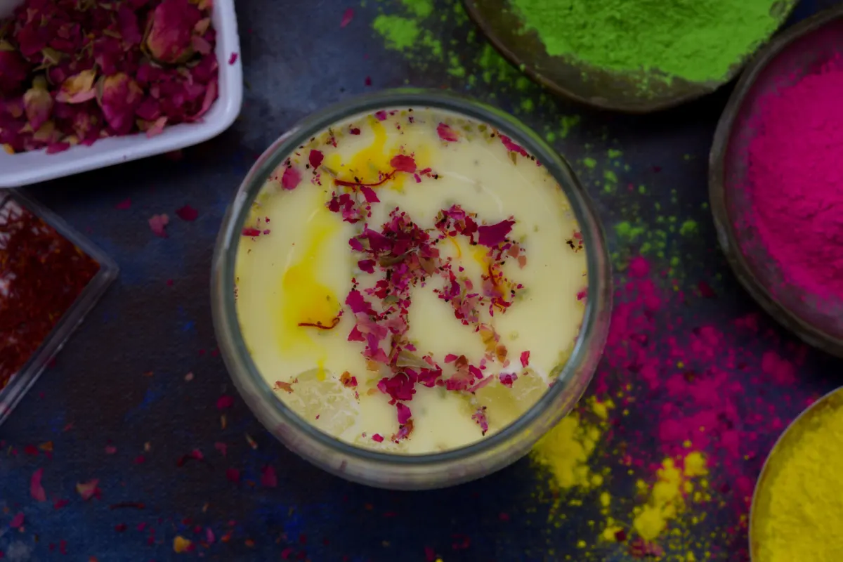 Thandai Recipe — 10-Minute Saffron Almond Holi Drink