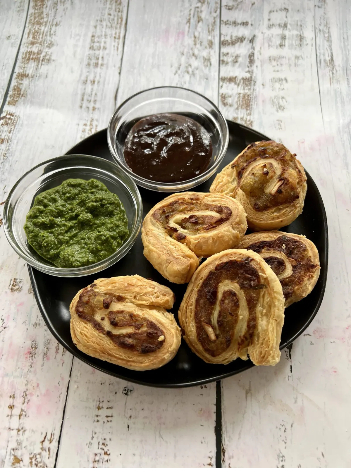Samosa Pinwheel — Flaky Puff Pastry Potato Bites